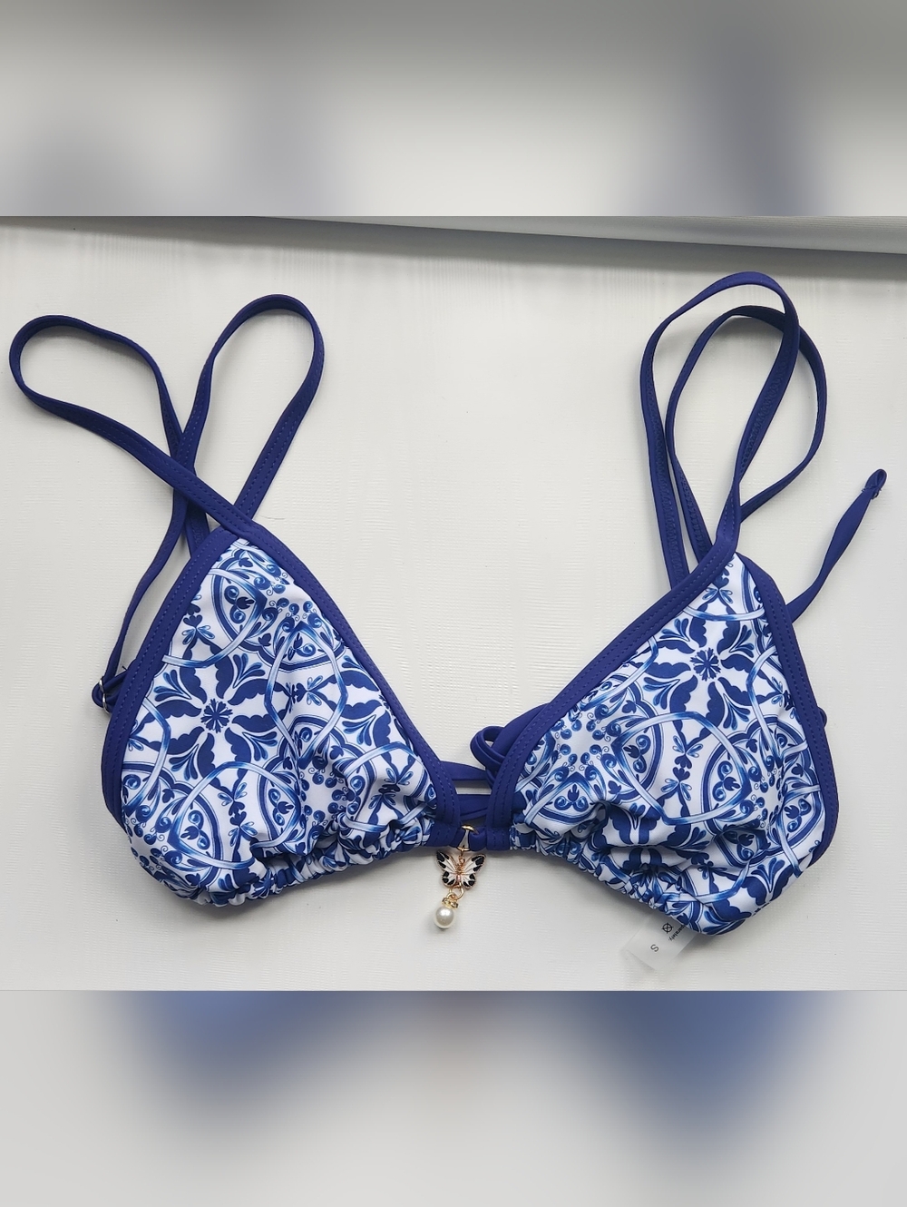 NWOT Women's 2 Piece BohoCut Out Floral Print String Triangle Bikini Top